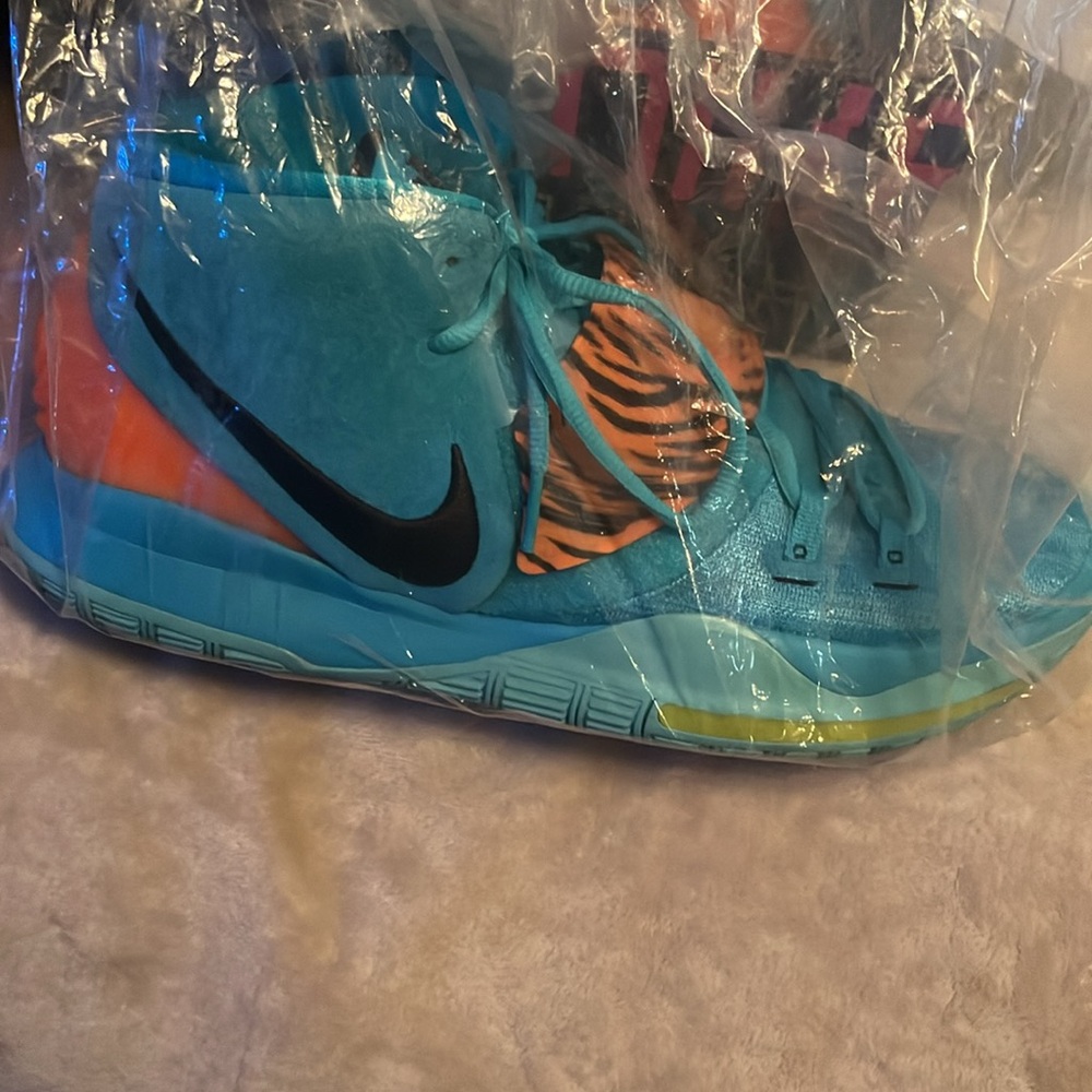 Kyrie 6 Oracle